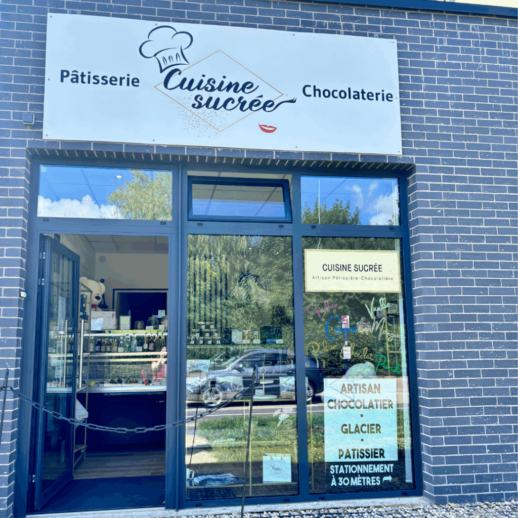 Devanture de Cuisine Sucrée Artisan Chocolatière Pâtissière